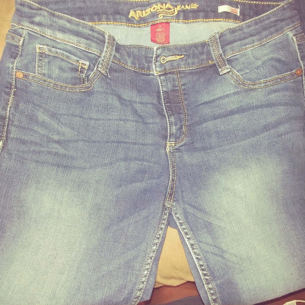 Jeans size 11 short